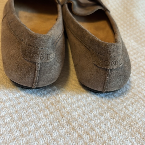 Vionic Norah Moccasin Brown Suede size 6.5‎ - Picture 5 of 8